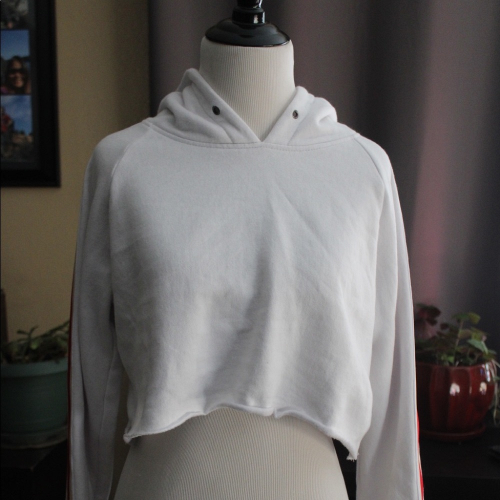 Cropped hoodie